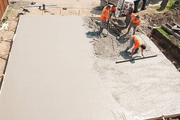 Best Concrete Walkway Installation  in Harrisonburg, VA